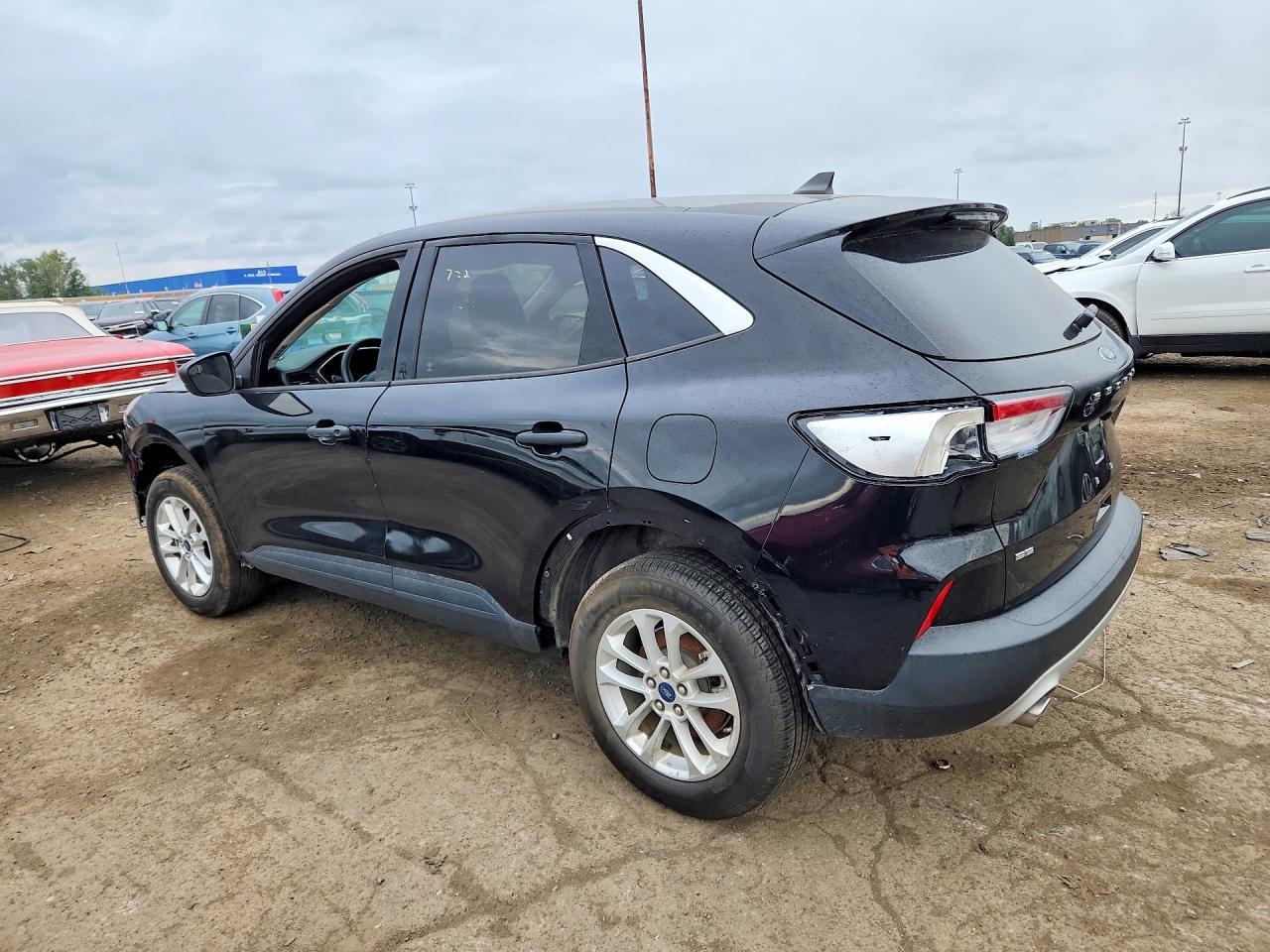 2021 Ford Escape Se - Фото 2