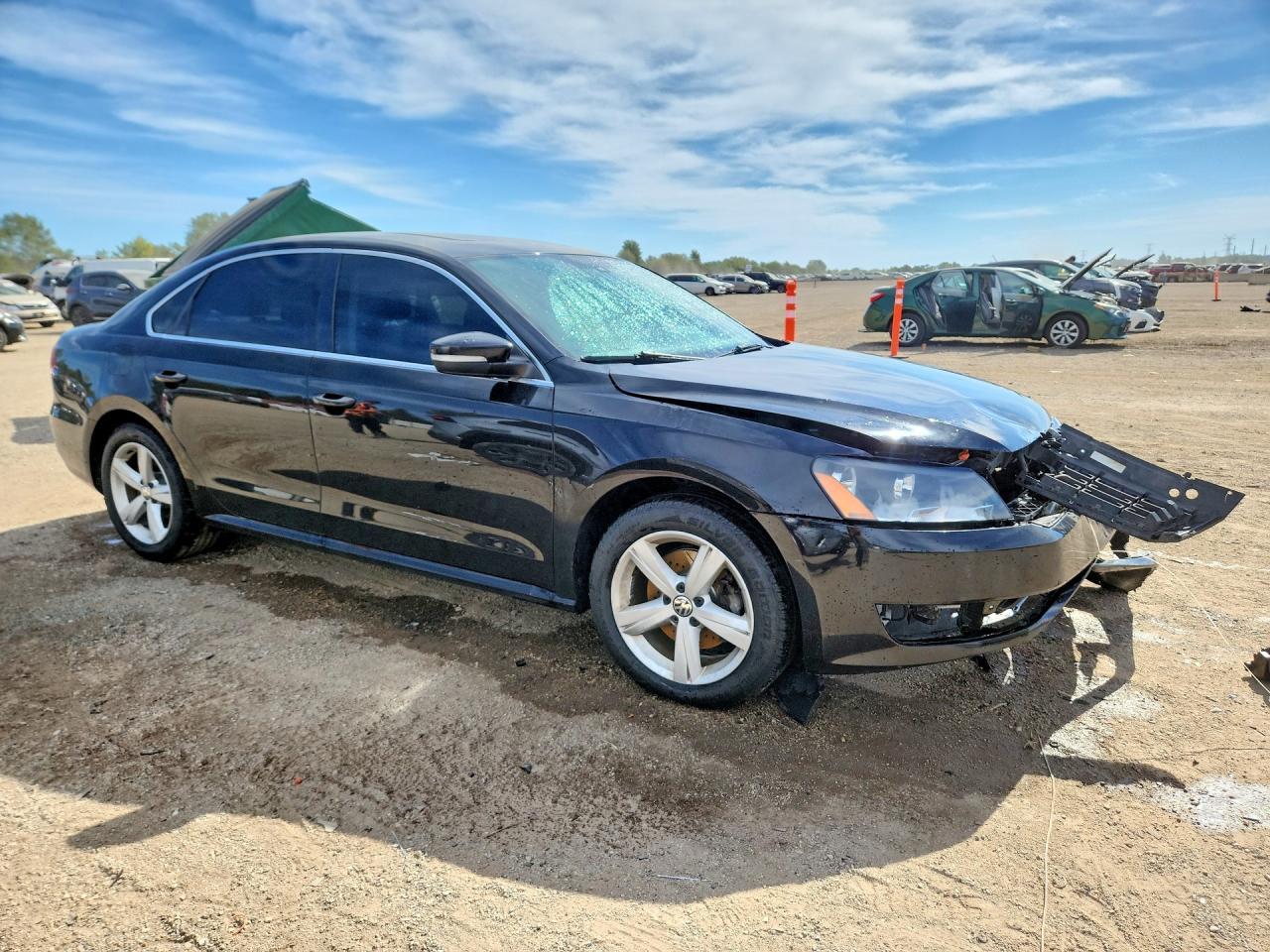 2013 Volkswagen Passat Se - Image 4