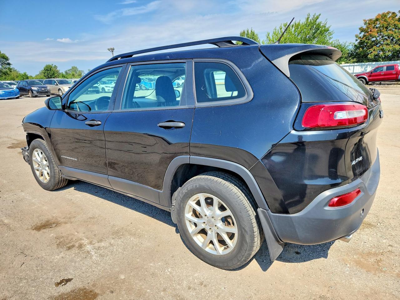 2015 Jeep Cherokee Sport - Image 2
