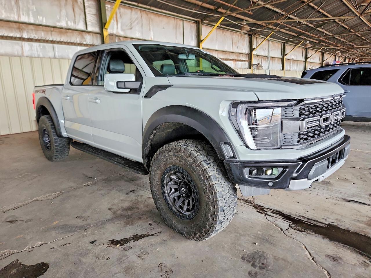 2023 Ford F150 Raptor - Фото 4