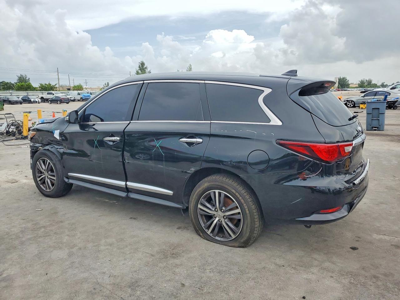 2018 Infiniti Qx60 Base - Фото 2