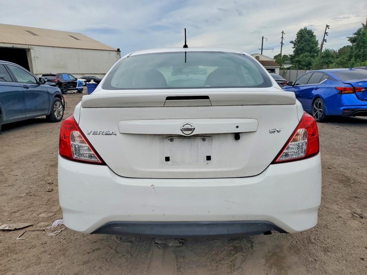2017 Nissan Versa 1.6 Sv - Фото 6