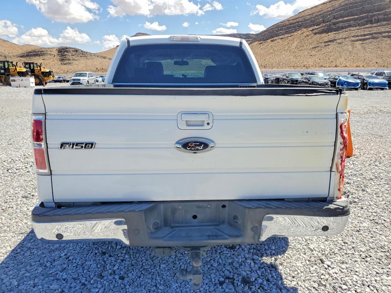 2009 Ford F150 Supercrew - Image 6