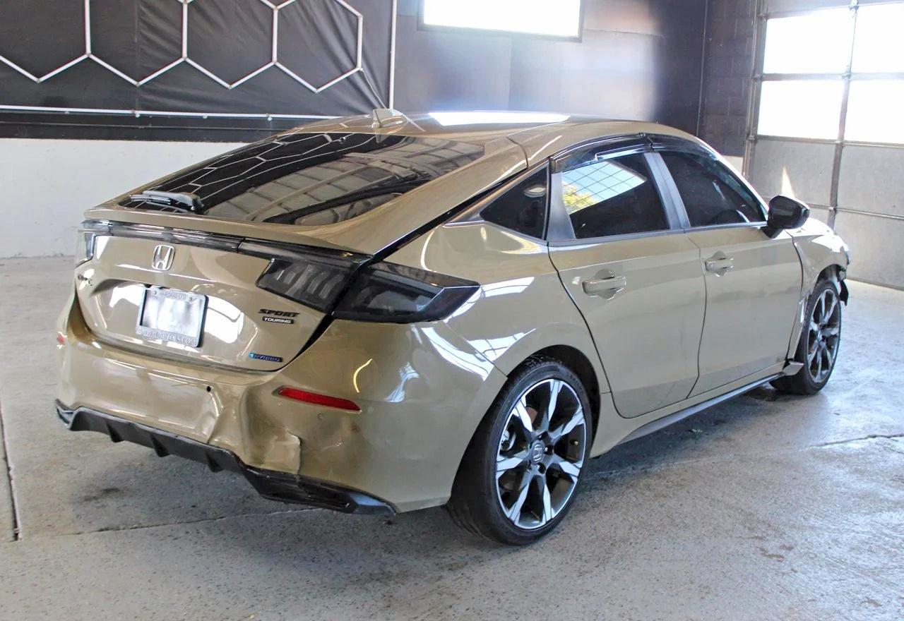 2026 Honda Civic Sport Touring - Image 3