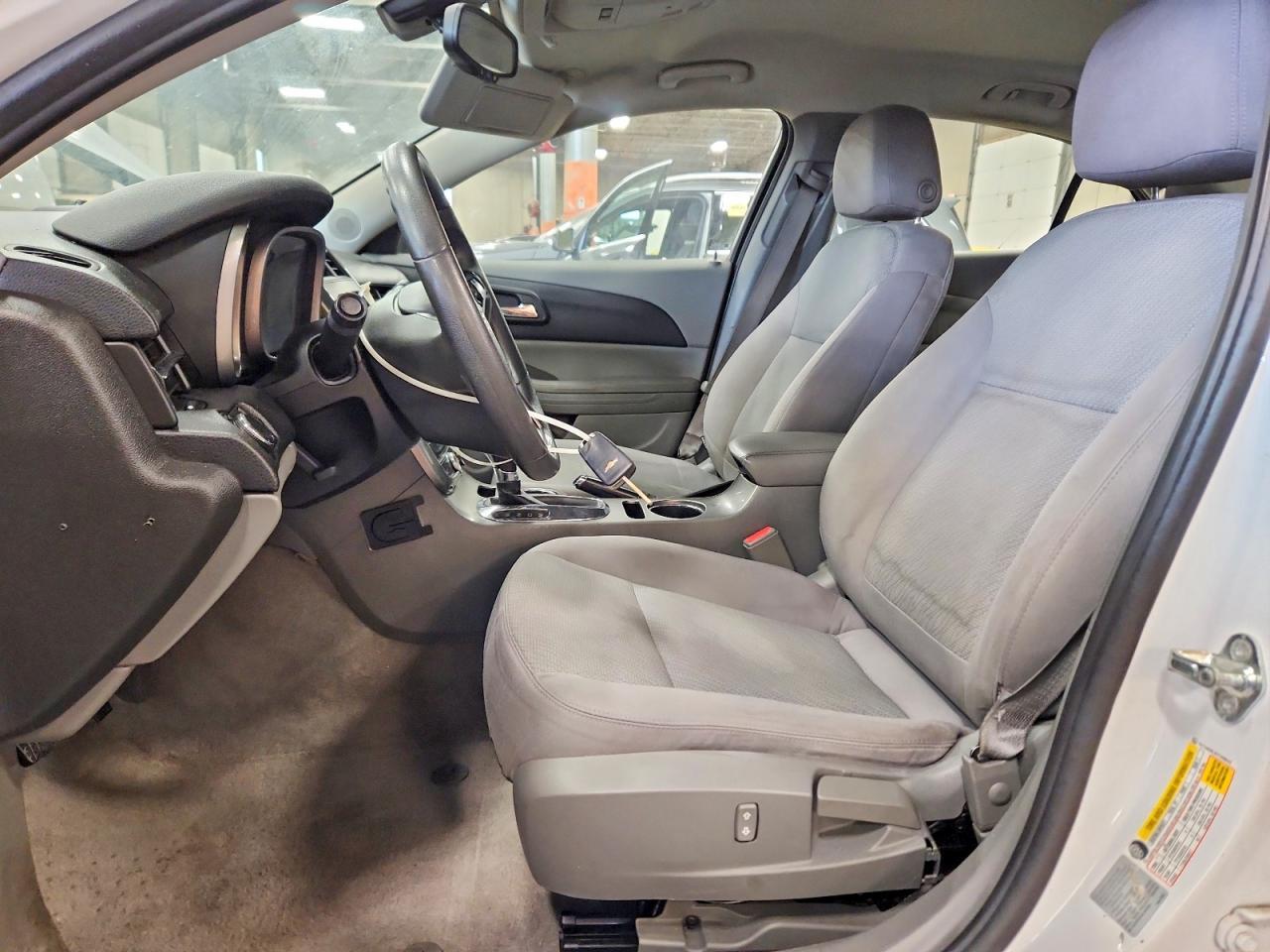 2015 Chevrolet Malibu Ls - Фото 7