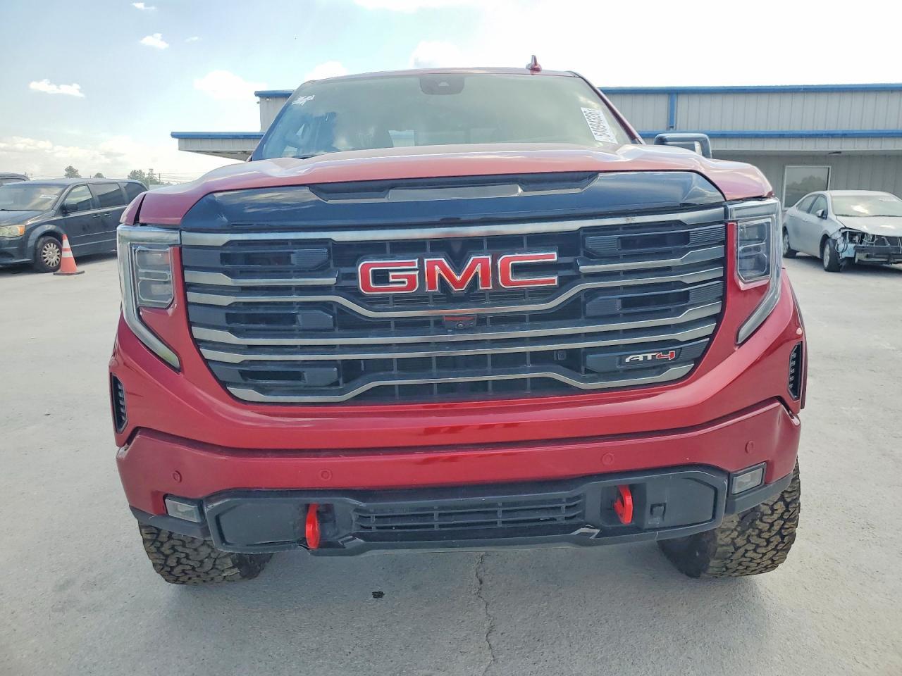 2025 GMC Sierra K1500 At4 - Image 5
