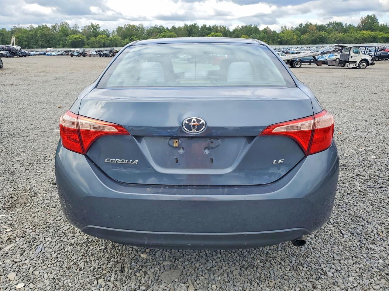 2017 Toyota Corolla Le - Фото 6