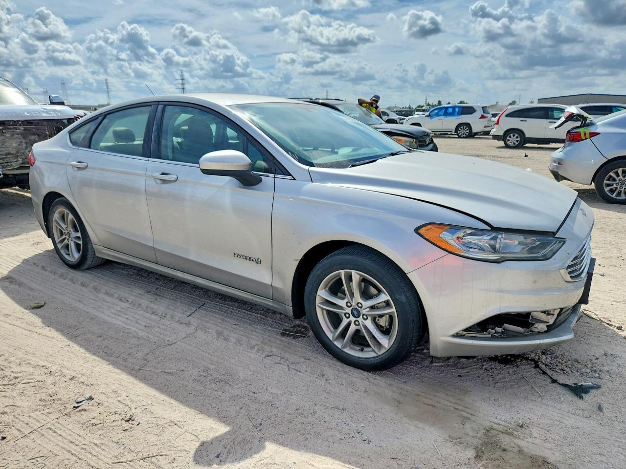 2018 Ford Fusion S Hybrid - Фото 4