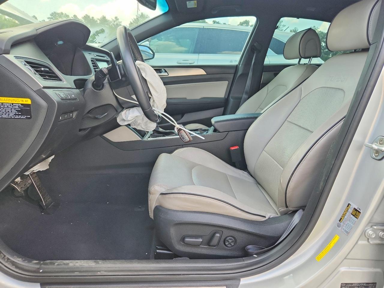 2017 Hyundai Sonata Limited 2.0T - Фото 7