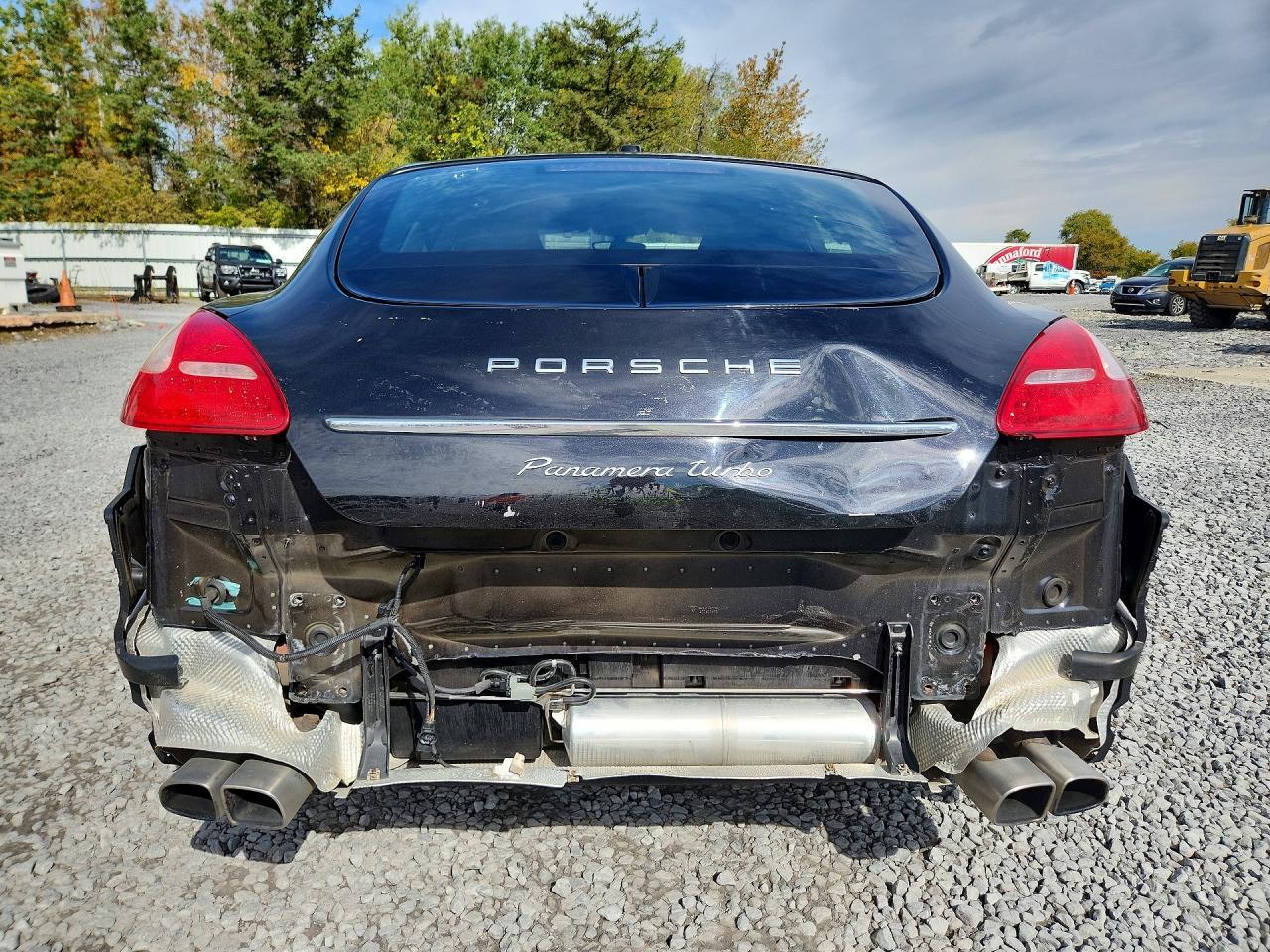 2010 Porsche Panamera Turbo - Image 6