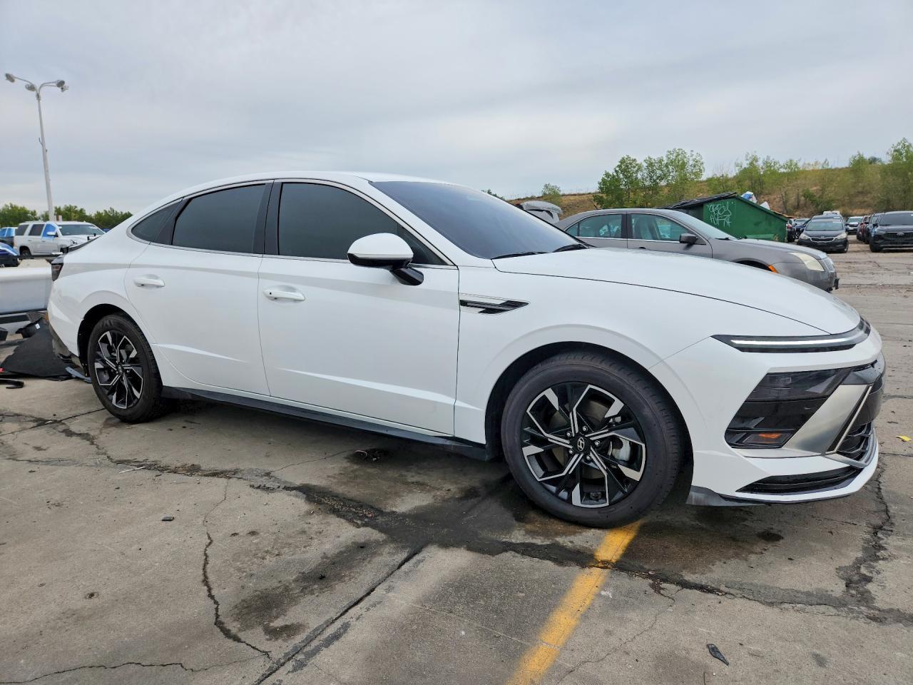 2025 Hyundai Sonata Sel - Image 4