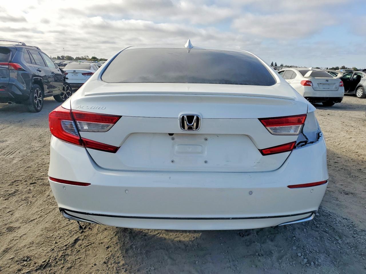 2021 Honda Accord Touring Hybrid - Фото 6