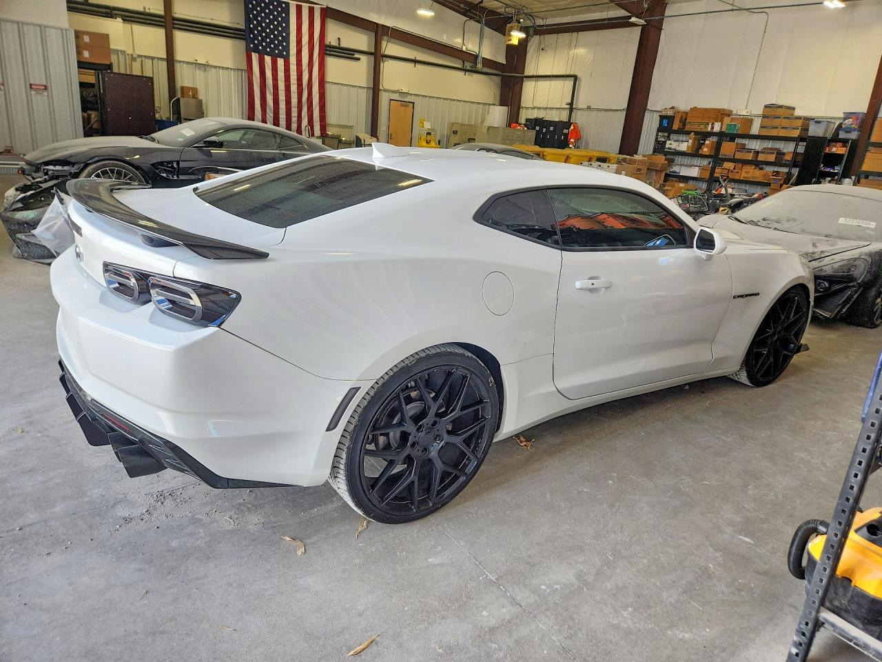 2020 Chevrolet Camaro Lz - Image 3