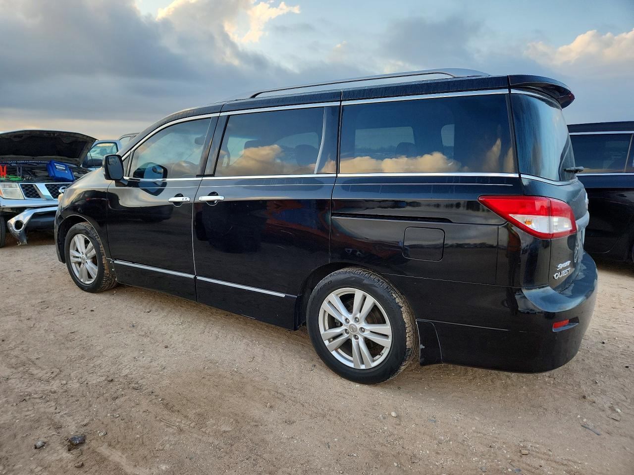 2014 Nissan Quest 3.5 Sl - Фото 2