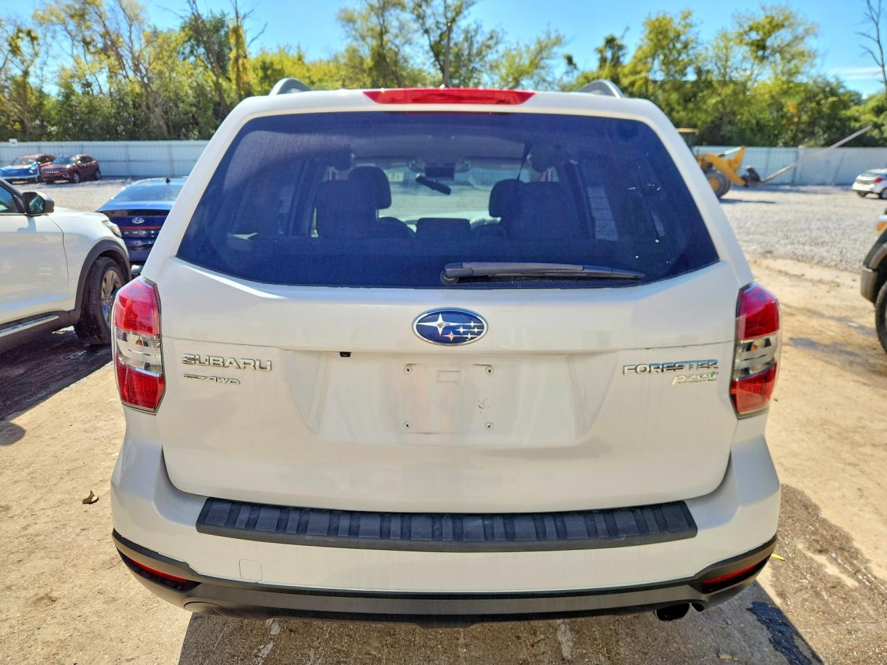 2015 Subaru Forester 2.5I - Фото 6
