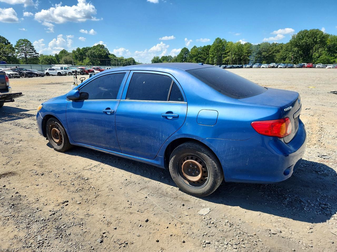 2009 Toyota Corolla Le - Фото 2