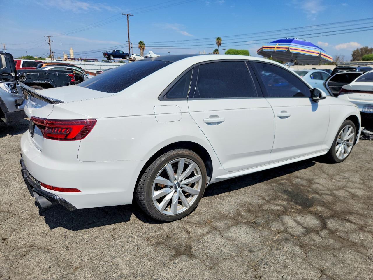 2018 Audi A4 Premium - Фото 3