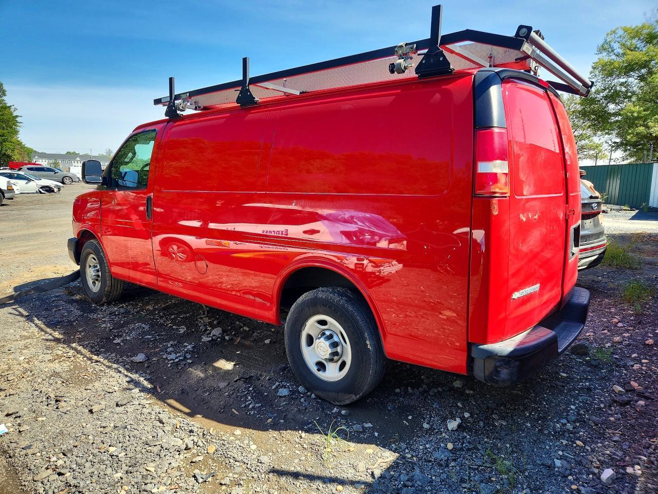 2018 Chevrolet Express G3500 - Image 2