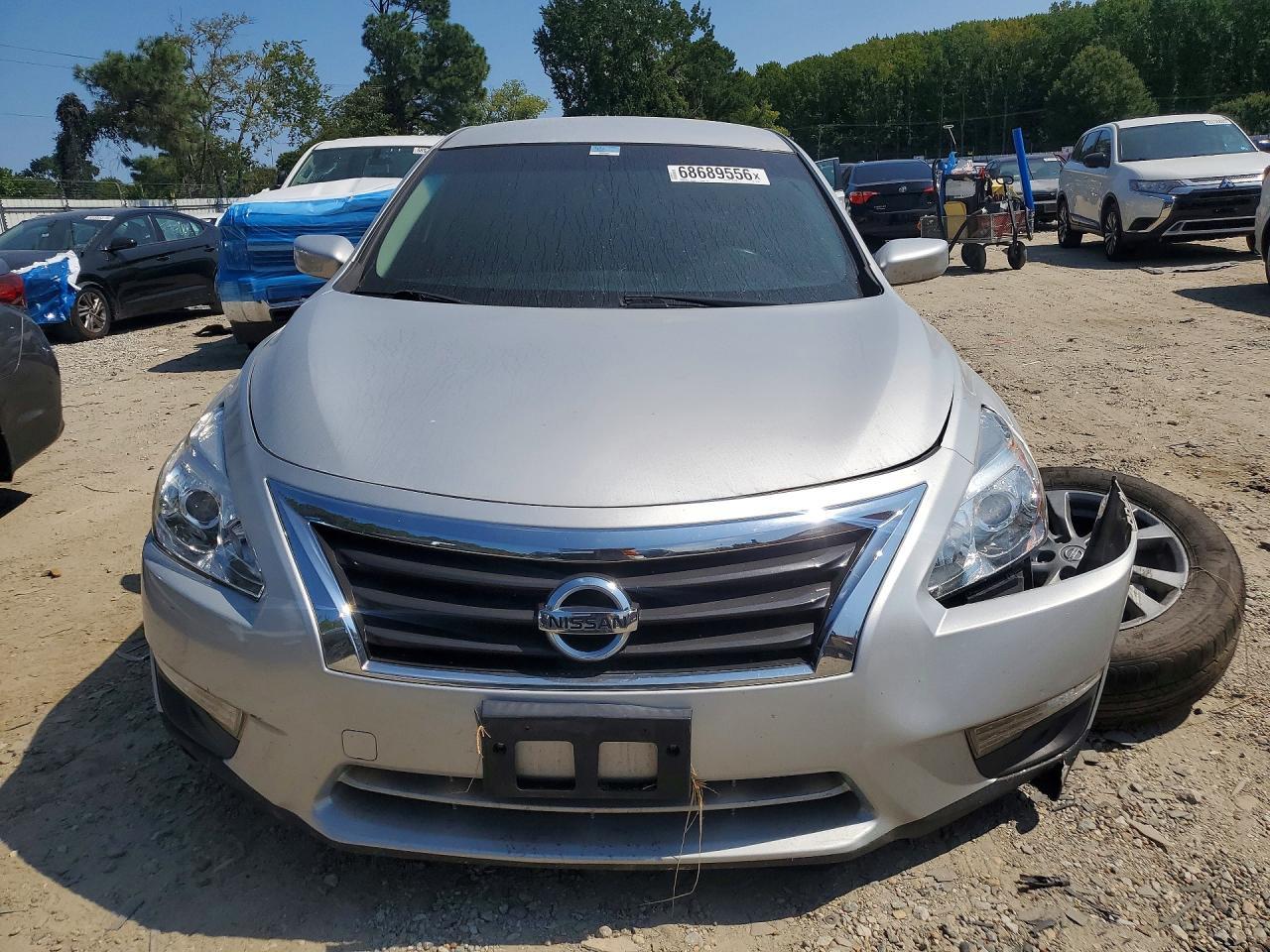 2015 Nissan Altima 2.5 S - Image 5