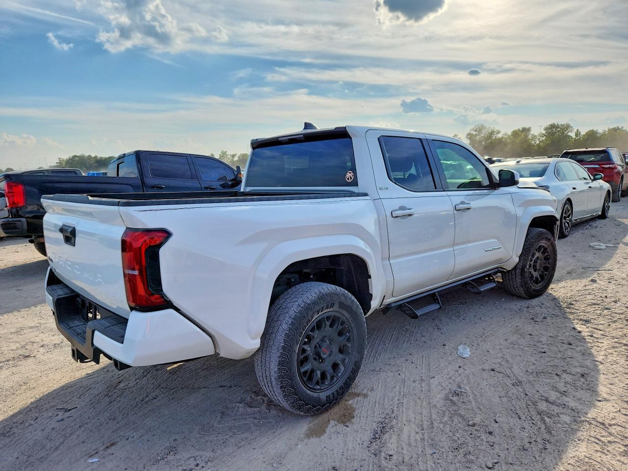 2026 Toyota Tacoma Sr5 - Фото 3