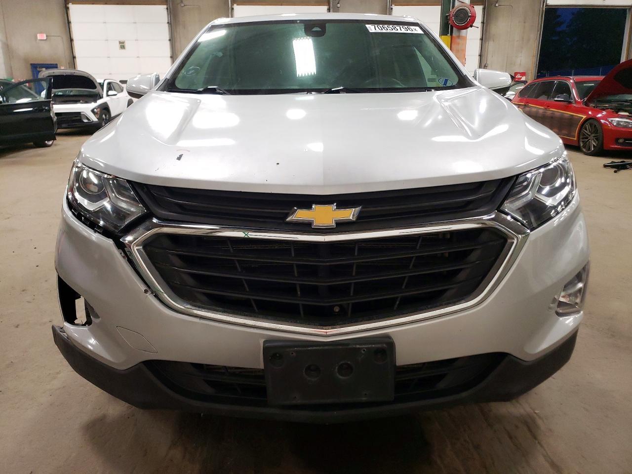 2020 Chevrolet Equinox Lt - Image 5