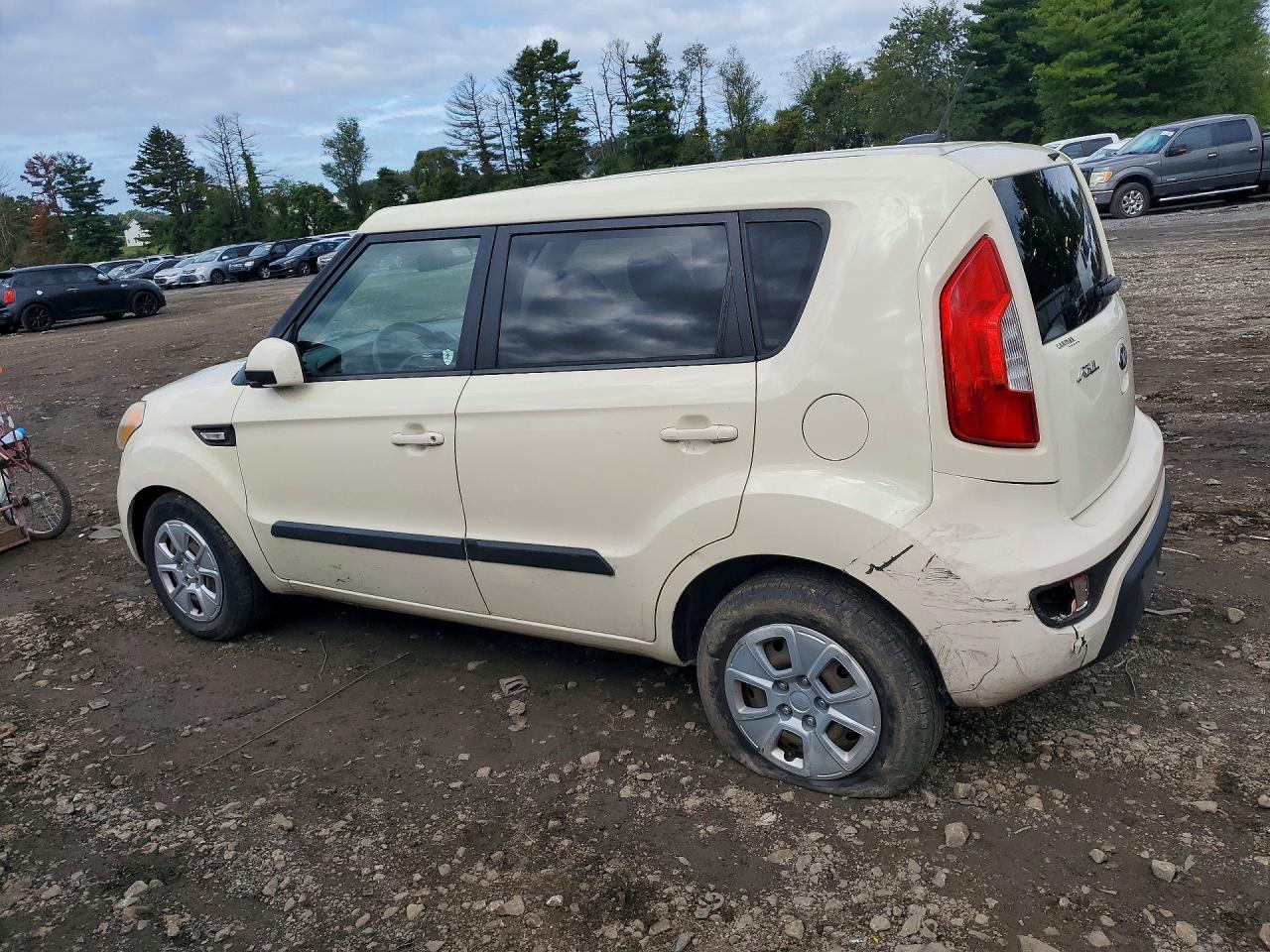 2013 Kia Soul Base - Image 2