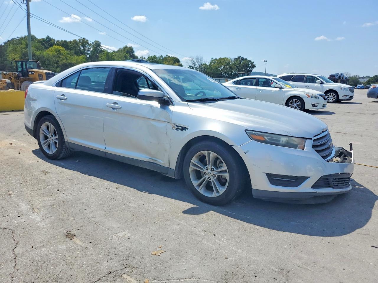 2015 Ford Taurus Sel - Фото 4