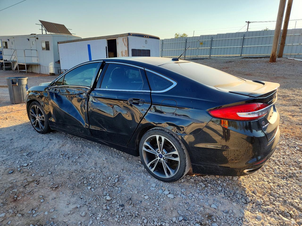 2017 Ford Fusion Titanium - Фото 2