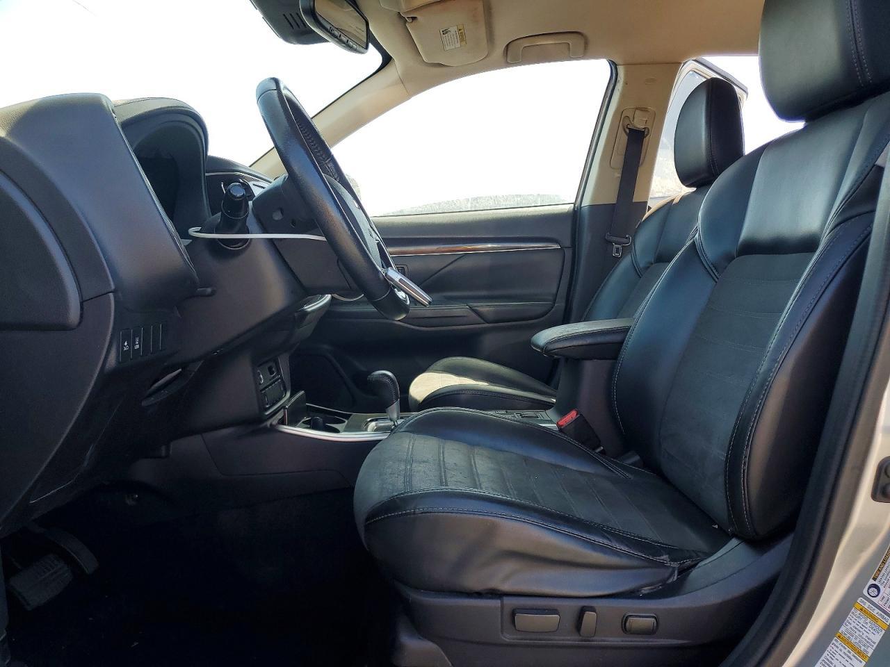 2020 Mitsubishi Outlander Se/Sel/Le - Фото 7