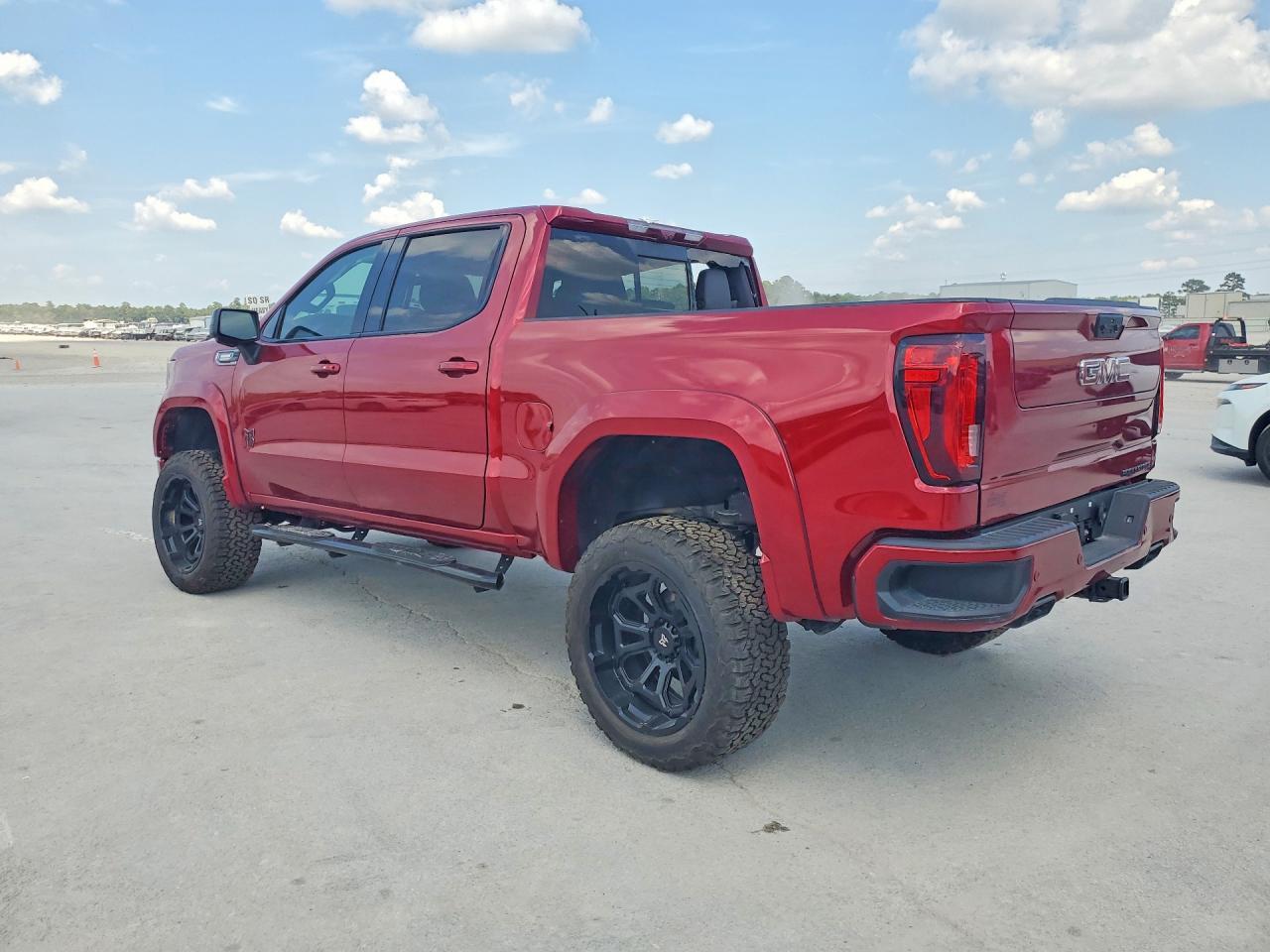 2025 GMC Sierra K1500 At4 - Image 2
