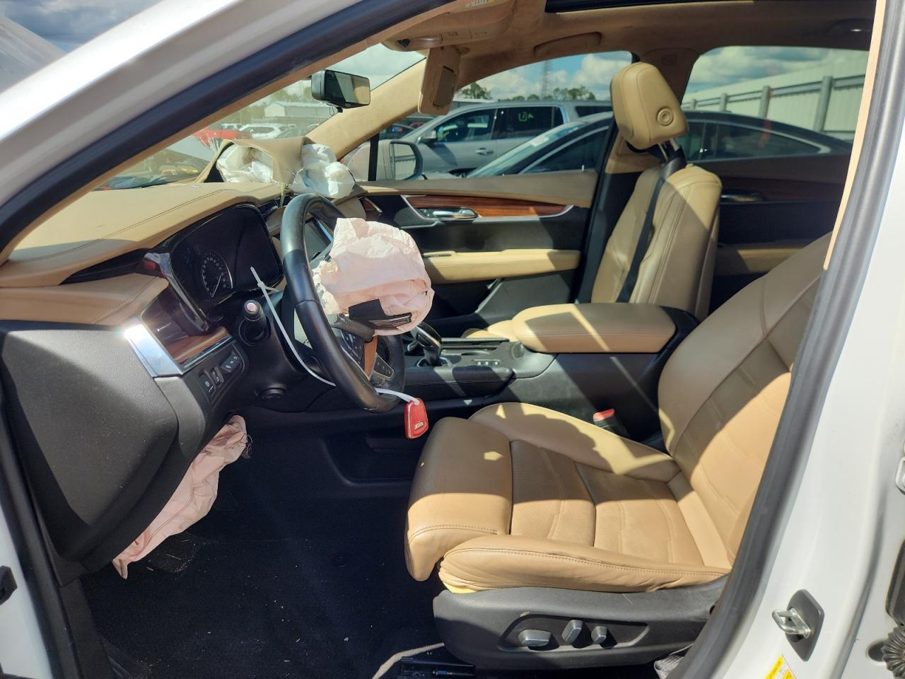 2017 Cadillac Xt5 Platinum - Фото 7