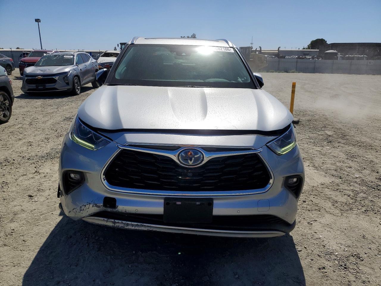 2020 Toyota Highlander Hybrid Platinum - Фото 5