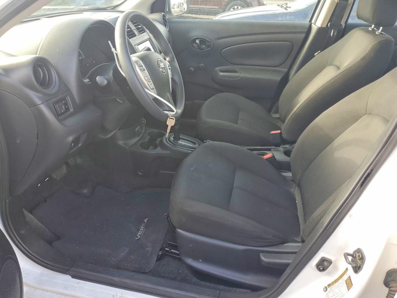 2019 Nissan Versa S Plus - Фото 7