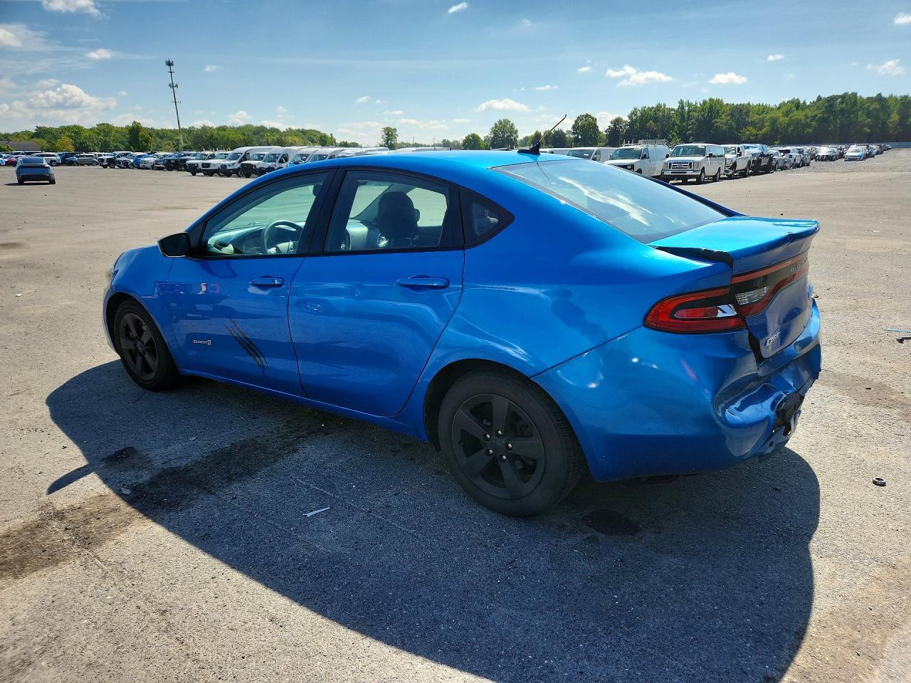 2016 Dodge Dart Sxt - Фото 2