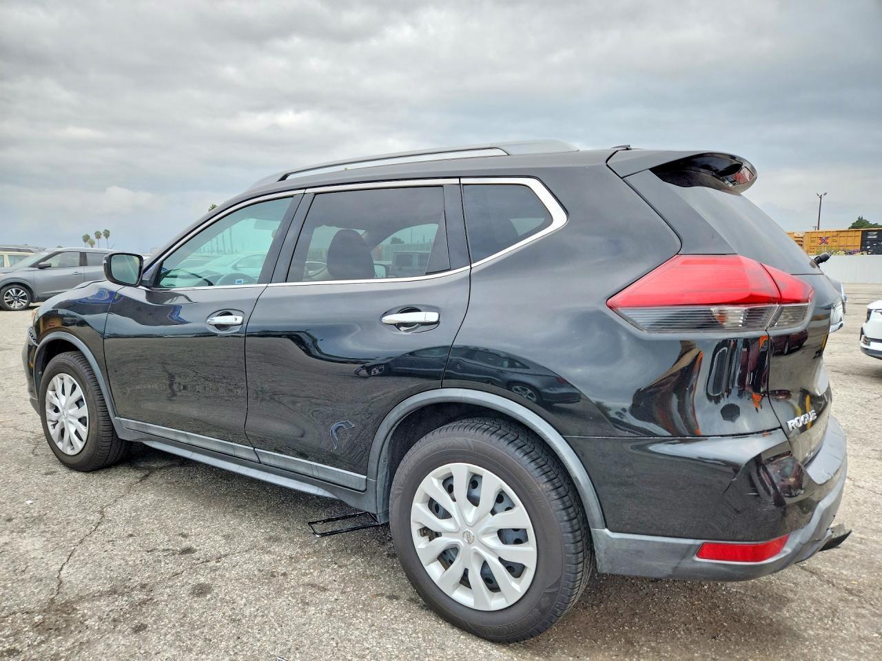 2017 Nissan Rogue Sv - Фото 2