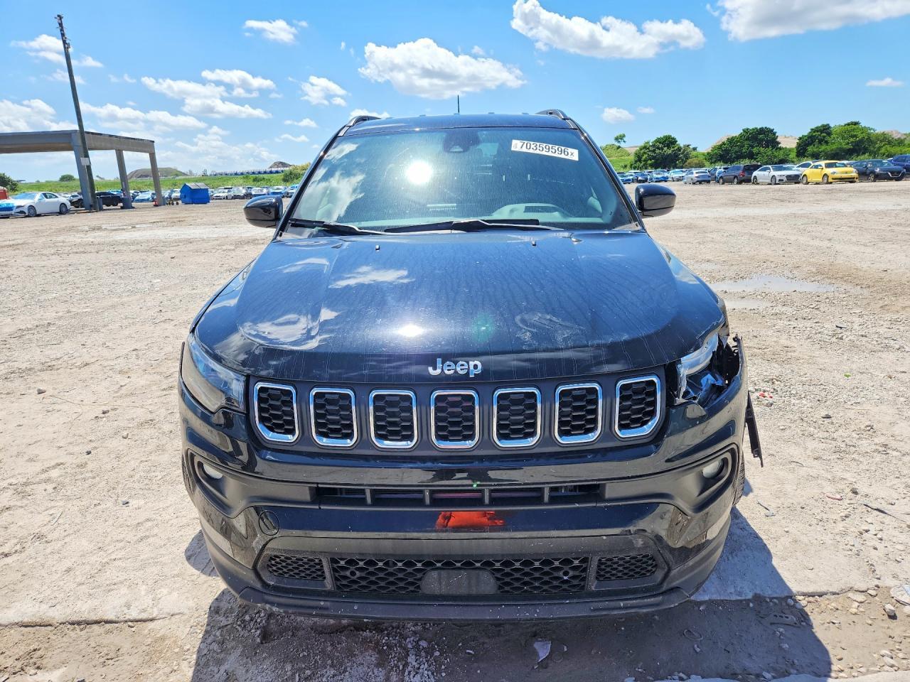 2025 Jeep Compass Latitude - Фото 5