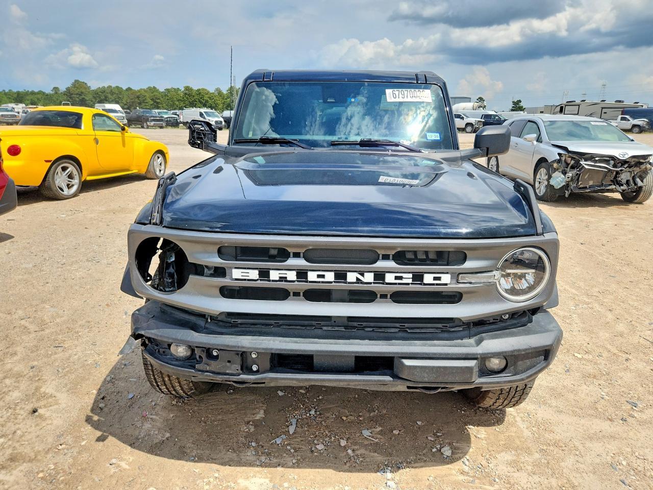 2024 Ford Bronco Big Bend - Image 5