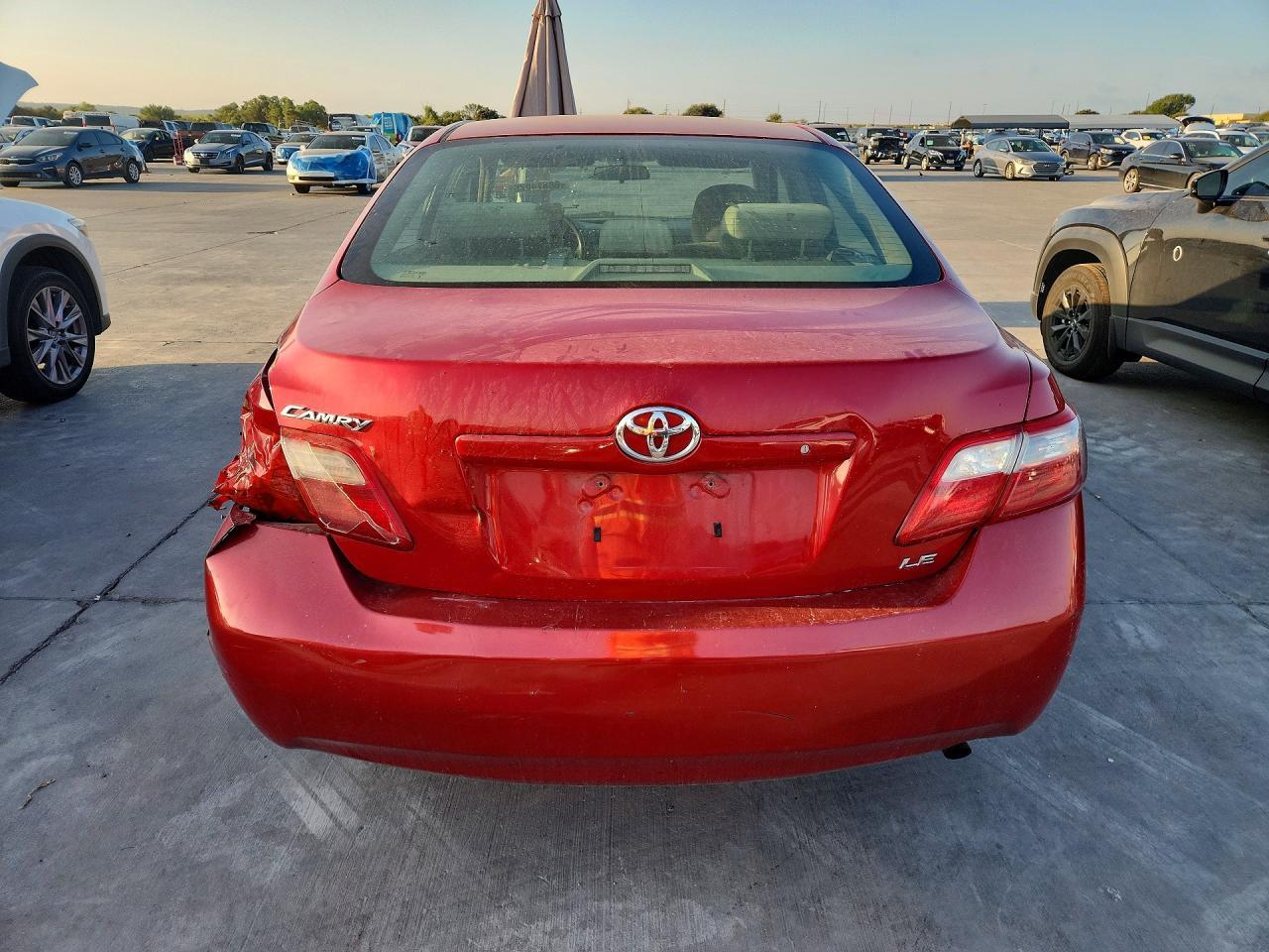 2009 Toyota Camry Le - Фото 6