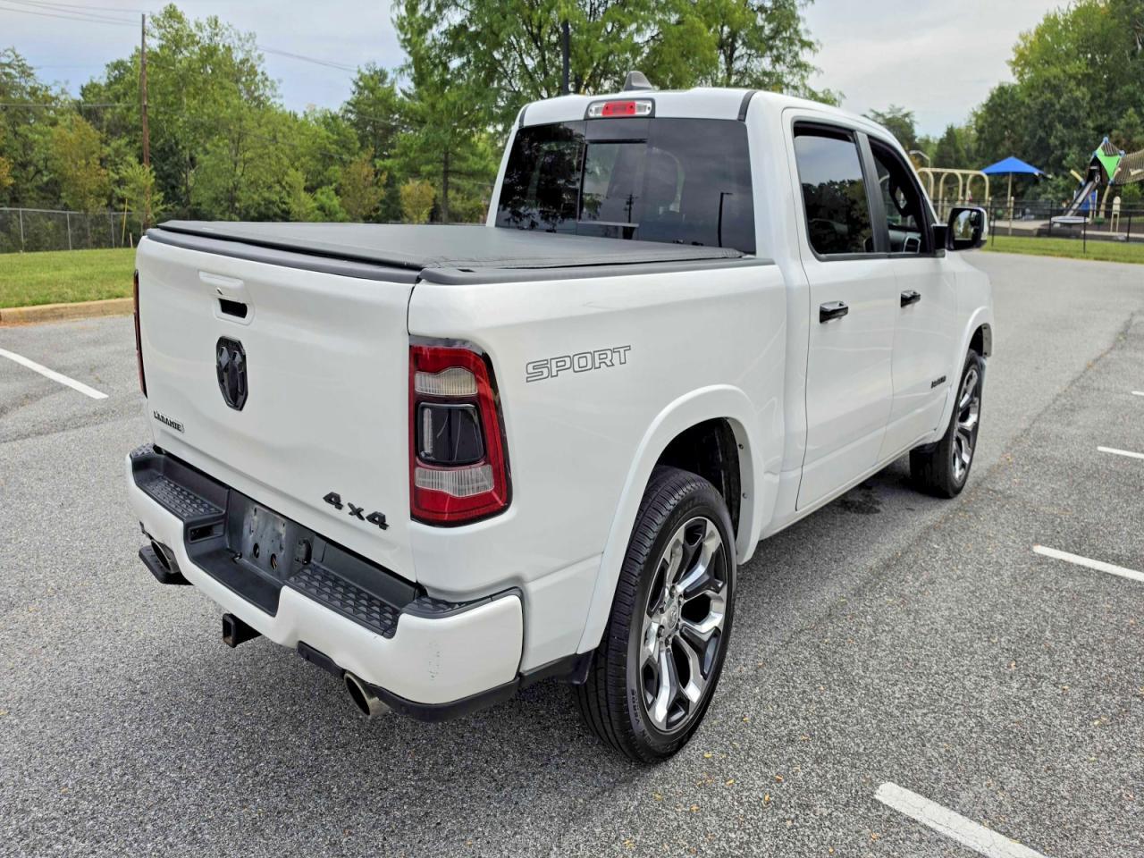 2020 Ram 1500 Laramie - Image 4