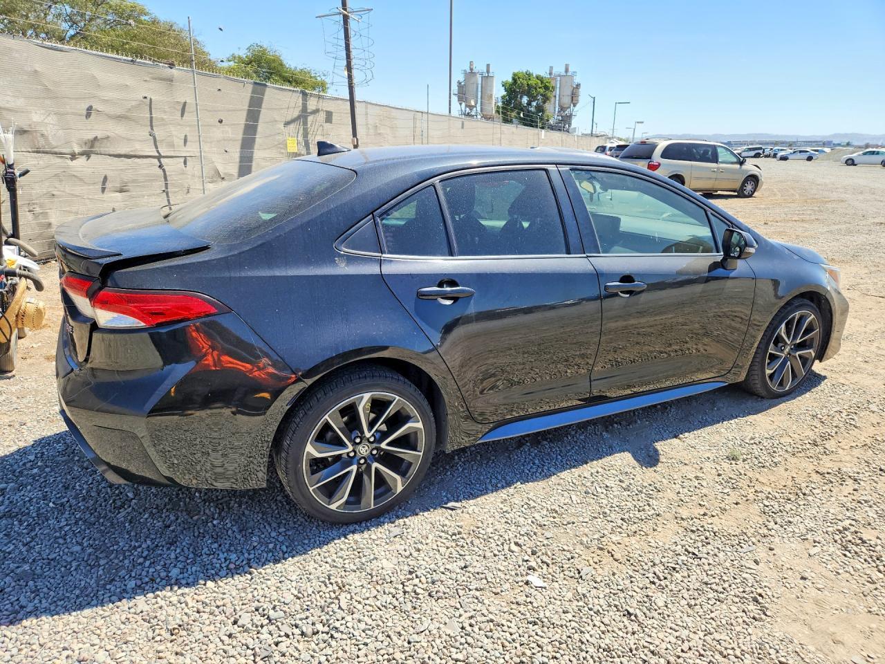 2022 Toyota Corolla Se - Фото 3