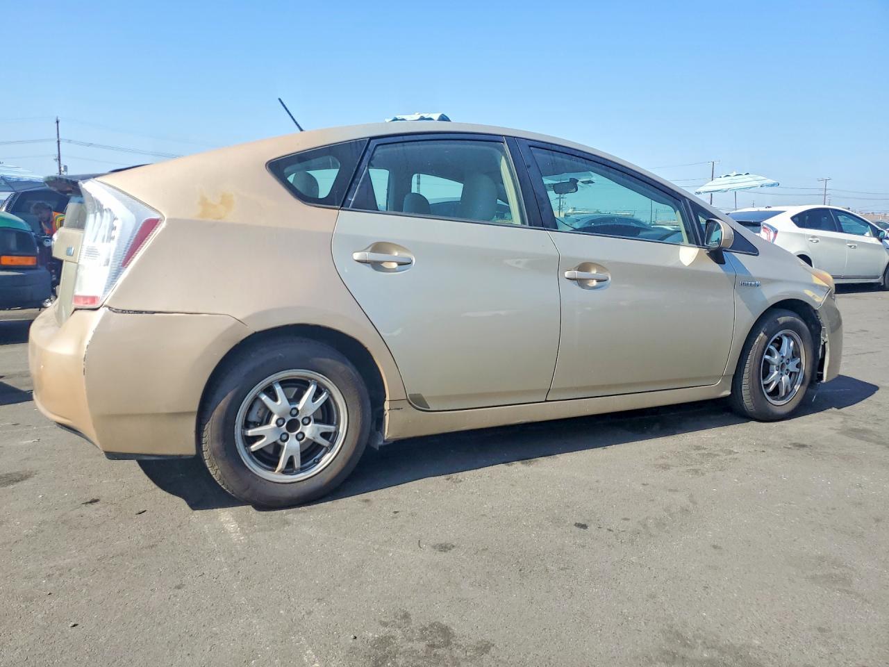 2010 Toyota Prius Iii - Image 3