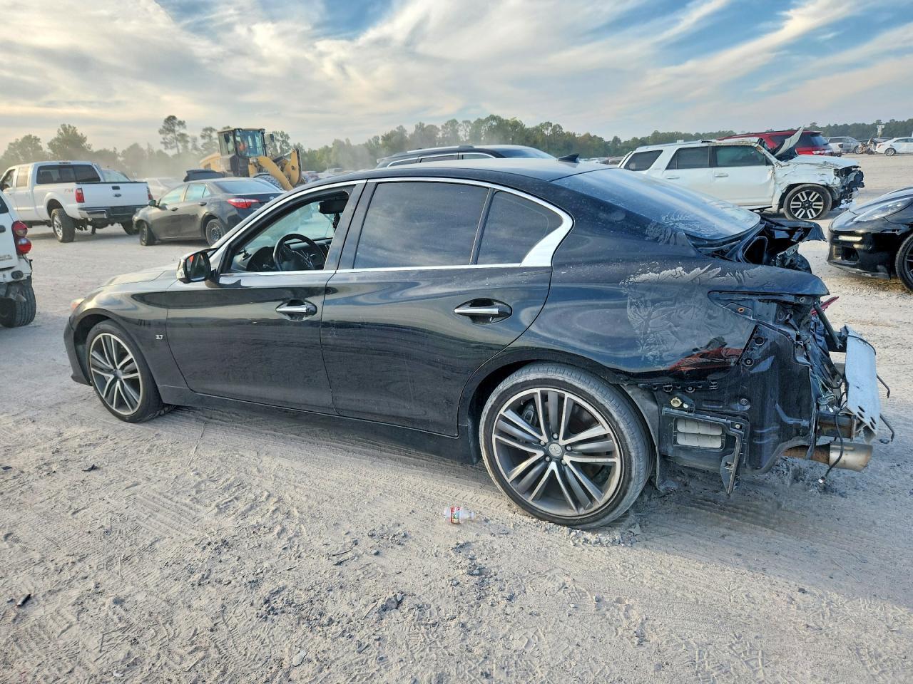 2015 Infiniti Q50 Sport - Фото 2