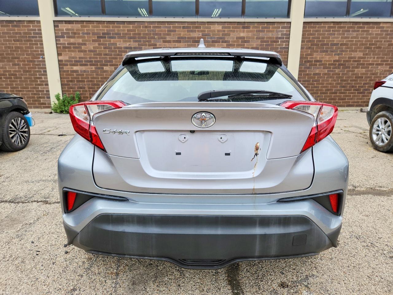 2019 Toyota C-Hr Le - Фото 6