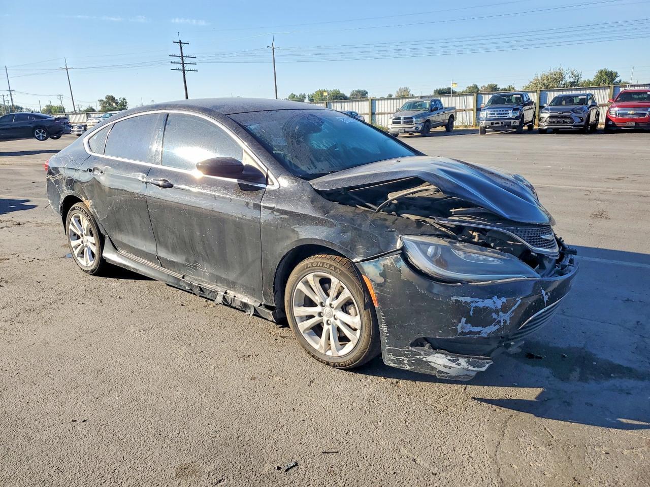2015 Chrysler 200 Limited - Фото 4