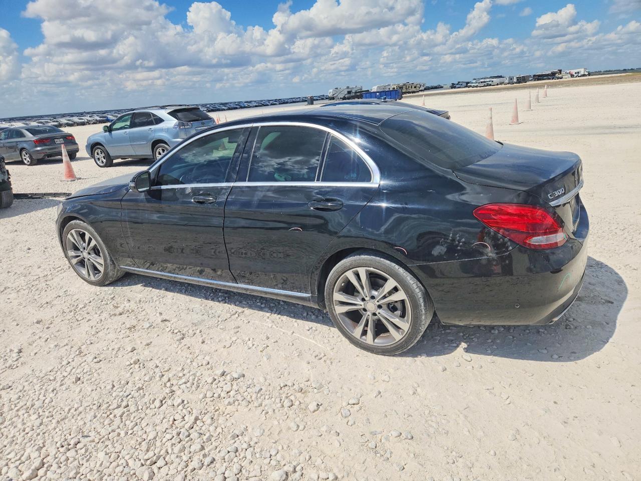 2016 Mercedes-Benz C 300 - Фото 2