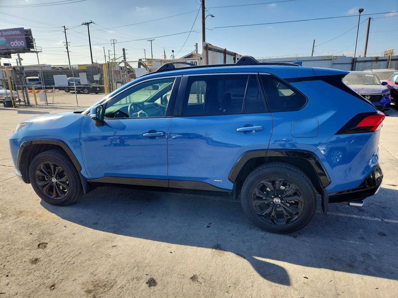 2022 Toyota Rav4 Se - Фото 2