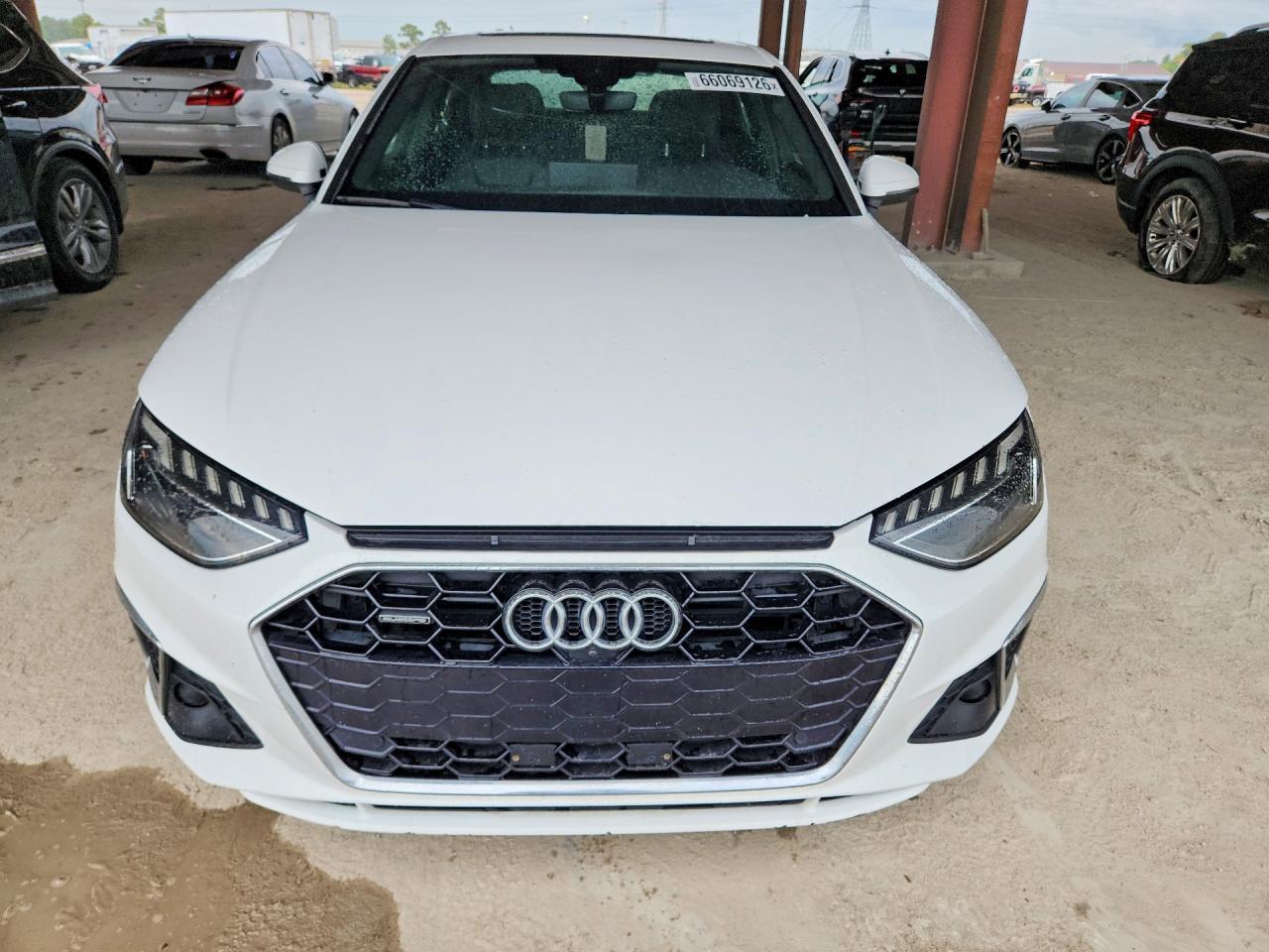 2023 Audi A4 Premium Plus 45 - Фото 5