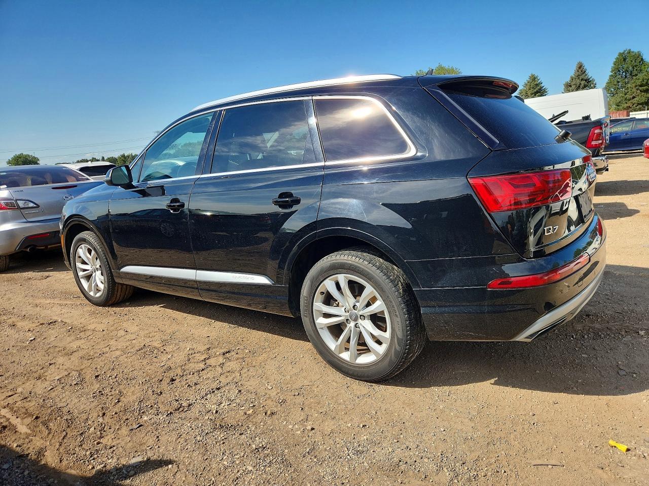 2017 Audi Q7 Premium Plus - Фото 2
