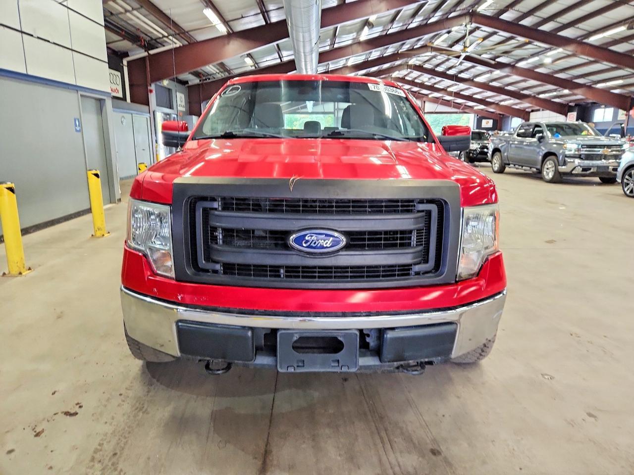 2013 Ford F150 Super Cab - Фото 5