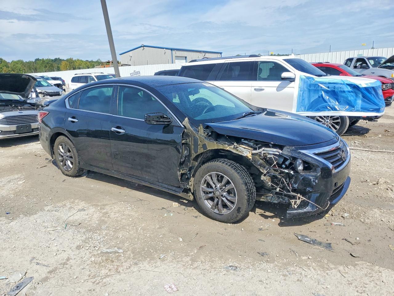 2015 Nissan Altima 2.5 S - Image 4